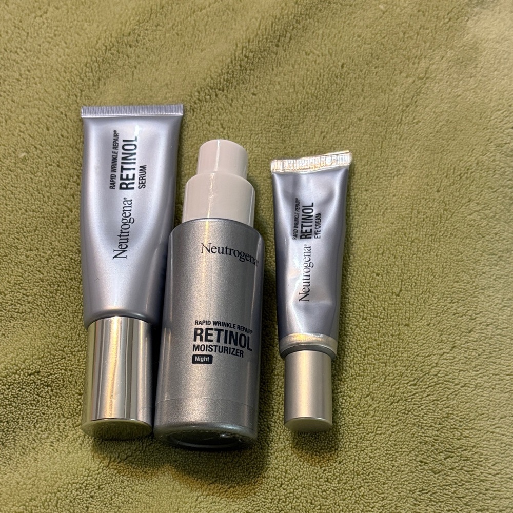 Neutrogena Retinol Night Trio - Silver